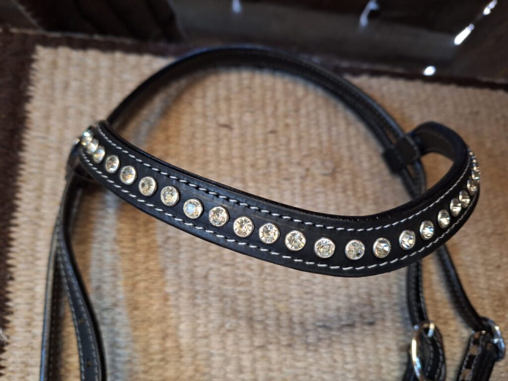 Kaltblut Westerntrense, Schwarz, Strass – Bild 4