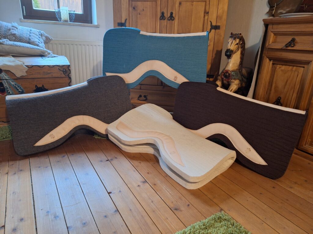 PR Westernpad Filzpad Kaltblut Spezial 3cm dick Wollweiß – Bild 19